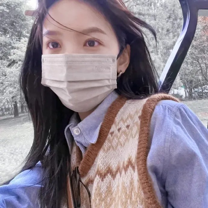 早餐时女歌迷快闪